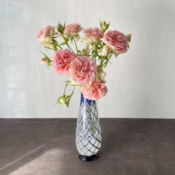 pattern vase　紺格子の画像