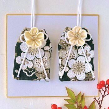 （梅）＜サイズオーダー可＞元巫女が作る花のお守り袋