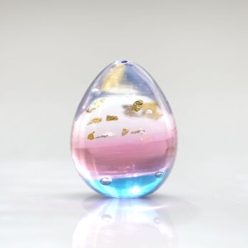 ガラスの雫の小さなオブジェ 「桃の香」の画像