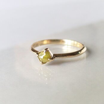 イェローナチュラルダイヤのK14の指輪の画像
