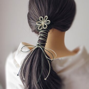 ヘアゴム「詩ハ世ニ延ベ」（アイボリー×深緑）