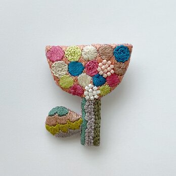 刺繍ブローチ「ピンクカクテルフラワー」