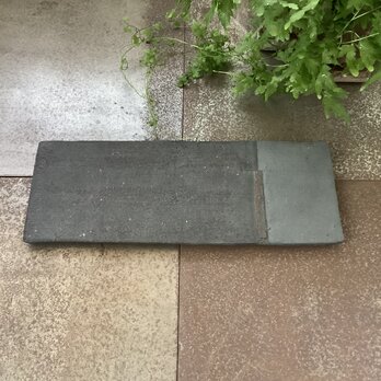 (再出品)黒釉&黒泥彩　長角板皿　(geometrical pattern−4 color2)