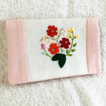 花刺繍のミニポーチ（シルクスナップ付き）の画像