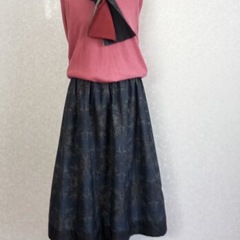 着物リメイク♪ストール付☆上質な（５マルキ）大島紬で作ったおしゃれなスカート☆裏地付き：７８ｃｍ丈の画像