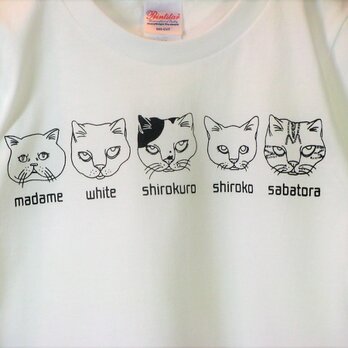セール【130】猫ファイブ　Tシャツ　キッズの画像