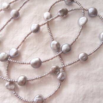 【SV】バロックパールのステーションネックレス・gray baroque pearlの画像