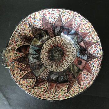 陶芸　手びねり　　深い鉢の画像