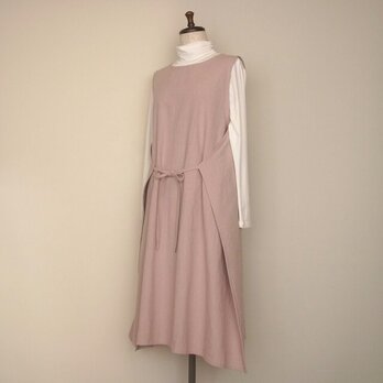 綿麻のジャンパースカート　桜色　ワッシャー加工の画像