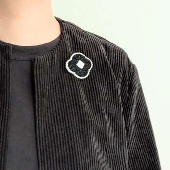 monolog ohanaブローチ typeA BLACK