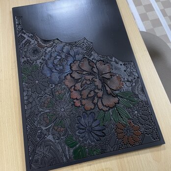 友禅模様プレート、国産檜使用。の画像
