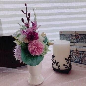 パープルデンファレ＆マムのお供え花の画像