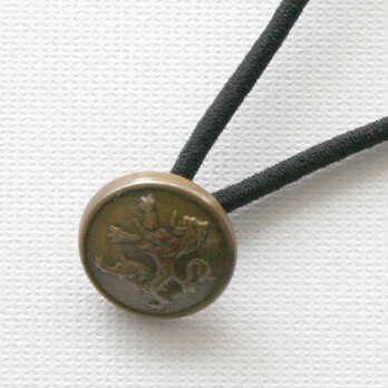 フランスアンティークボタンヘアゴム／ライオン紋章ボタン（AFB-154）の画像