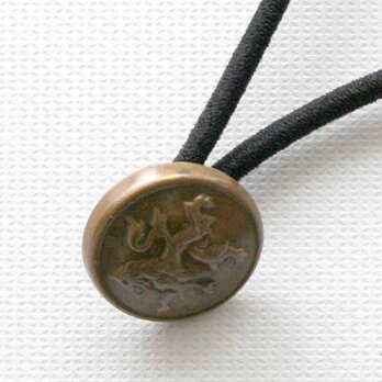 フランスアンティークボタンヘアゴム／ライオン紋章ボタン（AFB-155）の画像