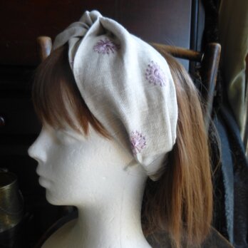 リネンにパープル花柄刺繍のクロスヘアバンドの画像