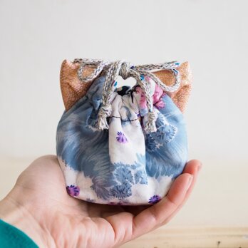 猫型の台湾花柄x絹織物mini巾着ポーチ(一点作品)