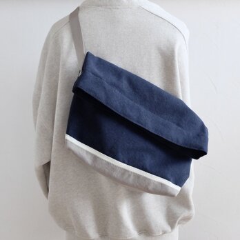 Body bag  ネイビー×アイスグレー（柔らかな帆布）の画像