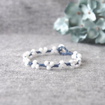 Flower Bracelet（ホワイトジェード）の画像