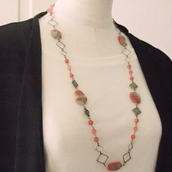 ネックレス　ロング　ピンク　天然石　原石　大人っぽい　インカローズ　レディースブランド