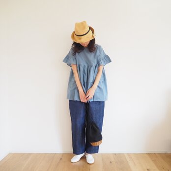Cotton frilled tiered blouseの画像