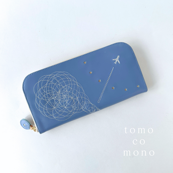 刺繍革財布『ひこうき雲』はなだLightBlue（牛革）ラウンドファスナー型☆Slim☆