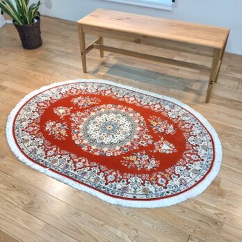 ペルシャ絨毯　ナイン産　オーバル（楕円）ウール＆シルク　140Φ94cm　オレンジ　手織り絨毯の画像