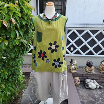着物リメイク　古布　手作り　緑　プルオーバー　アップリケの画像