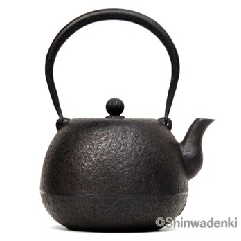 【2027年1月仕上がり予定】紅蓮堂 葛巻元作 南部鉄器 特製品 丸形鉄瓶 月光 1L 黒仕上げ