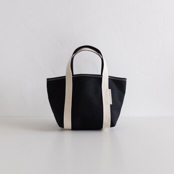 tote bag XS size クロ（ハリのある帆布）の画像
