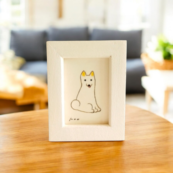 手の平サイズのかわいい犬の絵｜原画「笑う犬」※木製ミニ額縁入りの画像