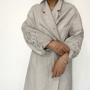 カスミソウ刺繍ライトコート -light gray- 梅雨寒軽量アウターの画像