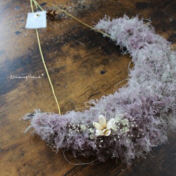 【wreath「Selene」　リース「セレーネ」】　　スモークツリーのワイヤーリース　　三日月リース　　ドライフラワーの画像