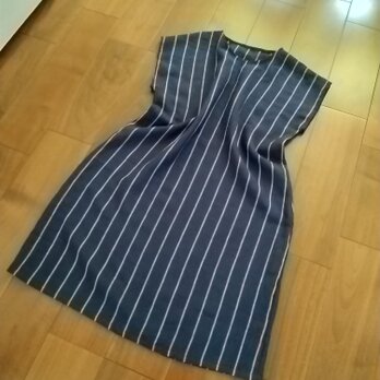 上質リネンワッシャー加工ネイビーストライプワンピース