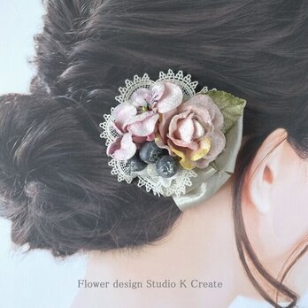 布花の薔薇とパンジーのヘアクリップ　髪飾り 　お出掛け　入学式　卒業式　結婚式　フォーマルの画像