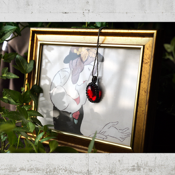 クロシェ-椿咲く赤い琥珀のペンダント-の画像