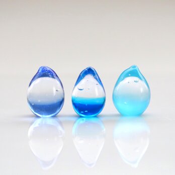 ガラスのプチオブジェ「虹の雫」 青の雫 3色セットの画像