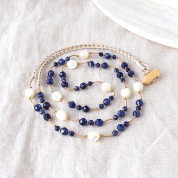 White-Blue Long Necklaceの画像