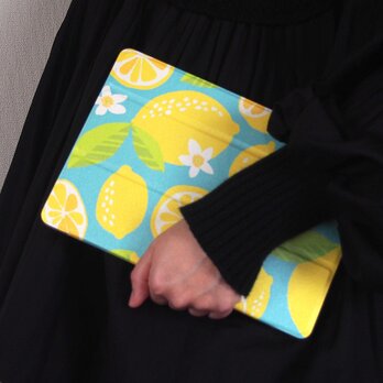 手帳型iPadケース【レモン】三折りスタンド機能付プラケースタイプの画像