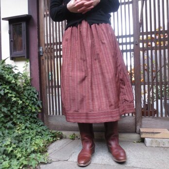 着物リメイク☆渋～い縦縞織り紬で裾ワンポイントしっとり76ｃｍ丈の画像