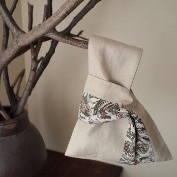 ハーフリネンと花柄ブロックプリントの布バッグ