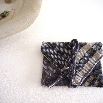amulet case -h-の画像