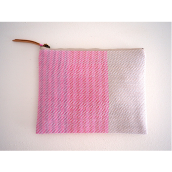 flat pouch -pink white-の画像