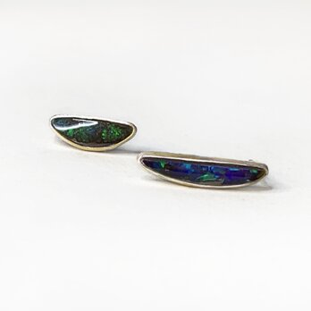 一点もの k18 WT Boulder Opal Uneven ピアス/ 受注制作の画像