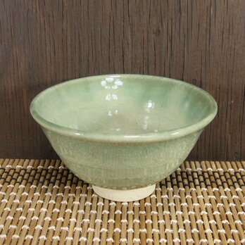 陶器ご飯茶碗（中）薄緑【220513】の画像