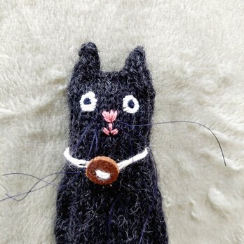 見た目と手ざわりに癒されて♡棒針編みのあみぐるみ　(黒猫）の画像