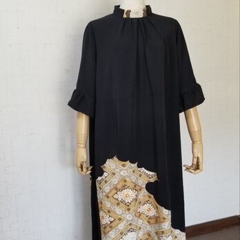 黒留袖リメイク　フロントタックドレスの画像