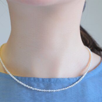 Litlar ferskvatnsperlur necklace　淡水ベビーパール　ネックレス　バロックパールの画像