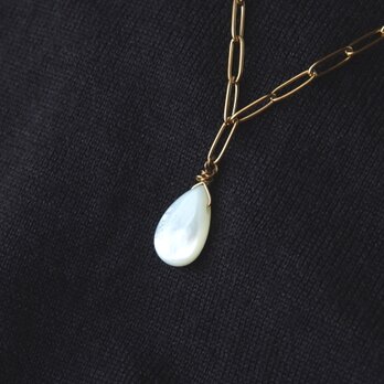 Oval Chain Pendant（ホワイトシェル）-gold color-の画像