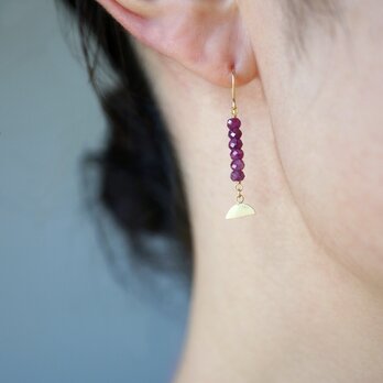 Ruby fringe earrings/Shortの画像