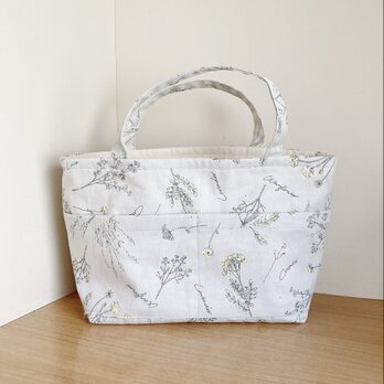 ナチュラル北欧調プリントのポケットいっぱいバッグインバッグ（ボタニカル）